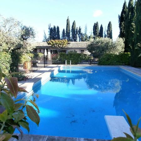 Les Grands Pins Villa Saint-Andiol Dış mekan fotoğraf