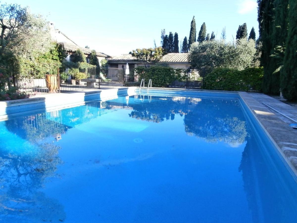 Les Grands Pins Villa Saint-Andiol Dış mekan fotoğraf