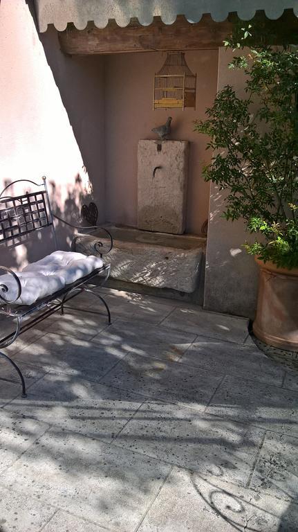Les Grands Pins Villa Saint-Andiol Dış mekan fotoğraf
