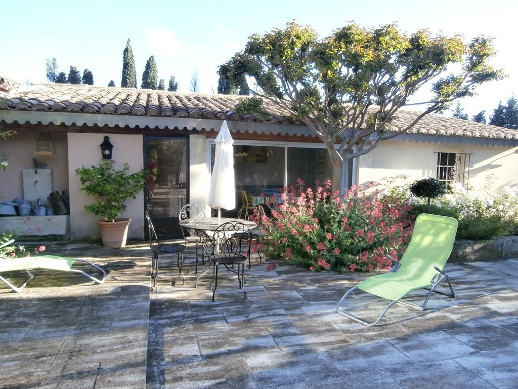 Les Grands Pins Villa Saint-Andiol Dış mekan fotoğraf